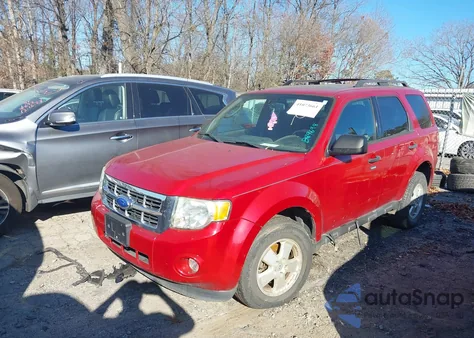 2011 Ford Escape Xlt z USA, uszkodzony, nr VIN 1FMCU0D76BKB89698